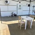 House Pollo Penzion Ksamil