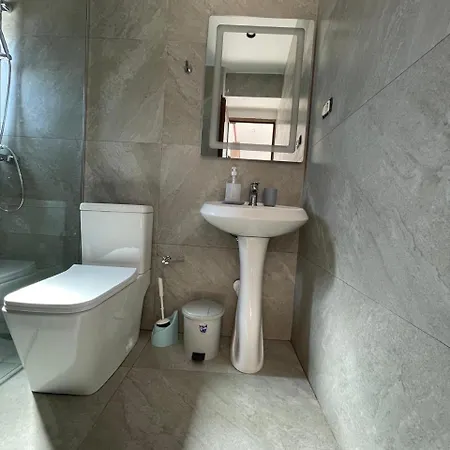 House Pollo 3* クサミル