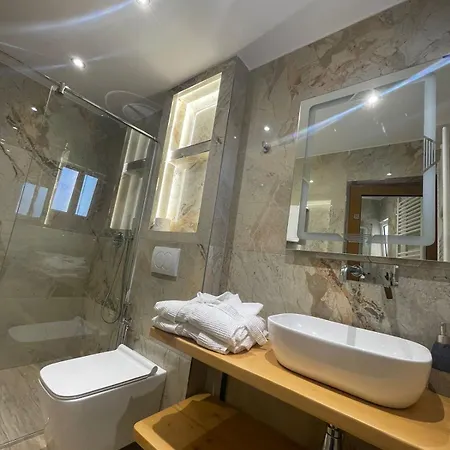 Konukevi House Pollo Ksamil