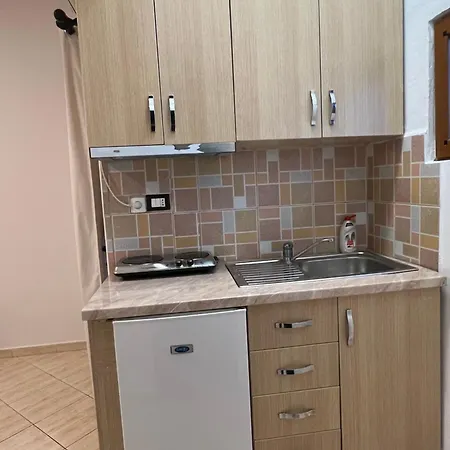 House Pollo クサミル