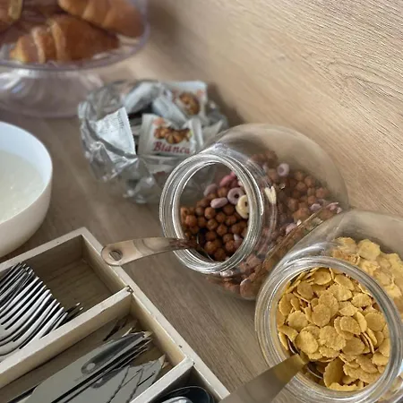 Πανσιόν House Pollo 3*