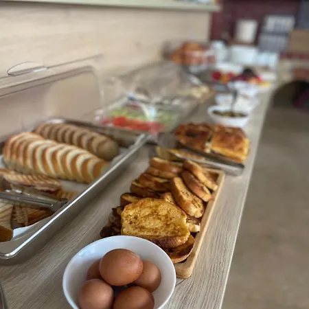 House Pollo Πανσιόν